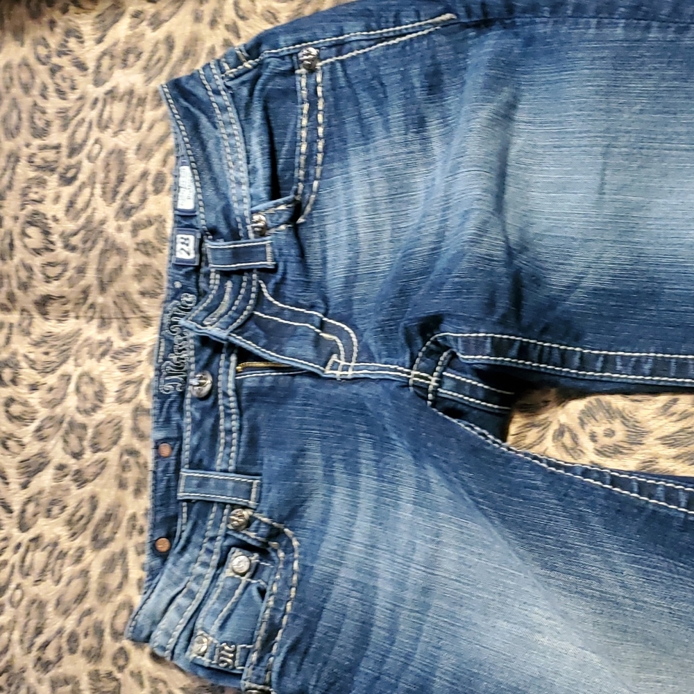 Miss Me Jean shorts - Picture 3 of 4